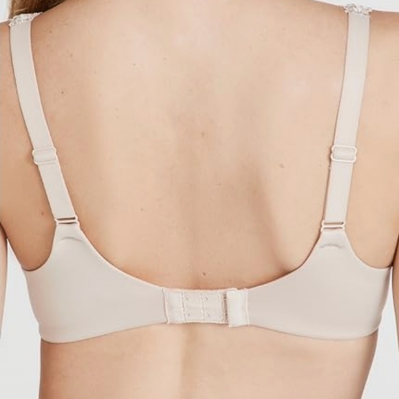 3/$25 Wacoal women's softly styled underwire bra 32DD - Picture 2 of 10